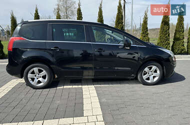 Микровэн Peugeot 5008 2011 в 