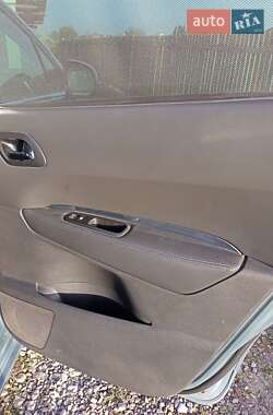 Микровэн Peugeot 5008 2011 в 