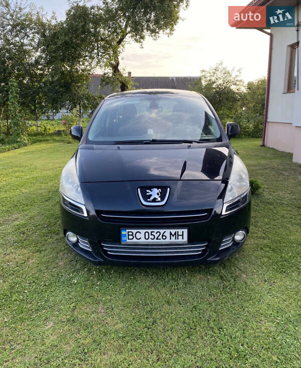 Мікровен Peugeot 5008 2011 в Новояворівську