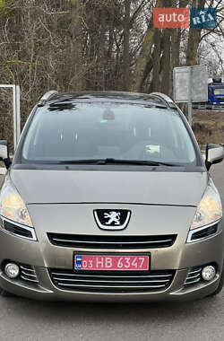Микровэн Peugeot 5008 2012 в 
