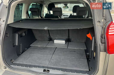 Микровэн Peugeot 5008 2012 в 