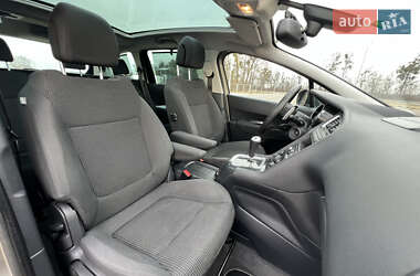 Микровэн Peugeot 5008 2012 в 