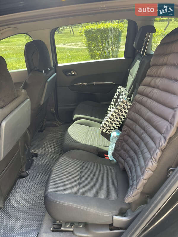 Мікровен Peugeot 5008 2010 в Миколаєві