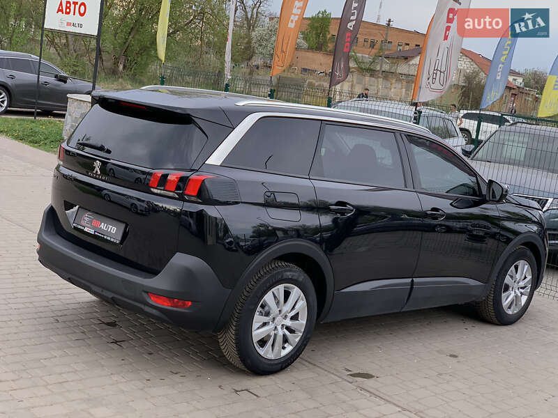 Внедорожник / Кроссовер Peugeot 5008 2019 в Бердичеве