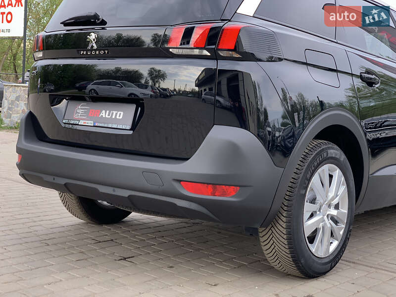 Внедорожник / Кроссовер Peugeot 5008 2019 в Бердичеве