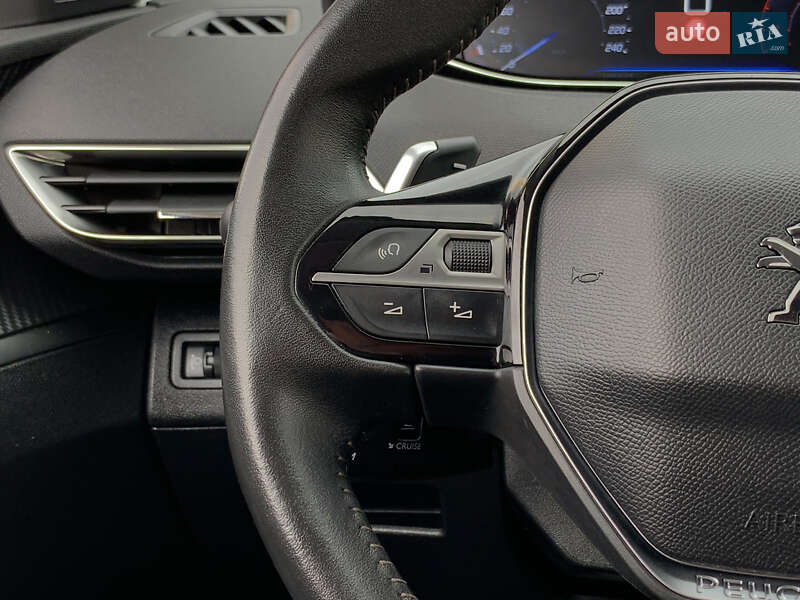 Внедорожник / Кроссовер Peugeot 5008 2019 в Бердичеве