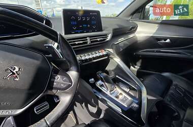 Позашляховик / Кросовер Peugeot 5008 2019 в 