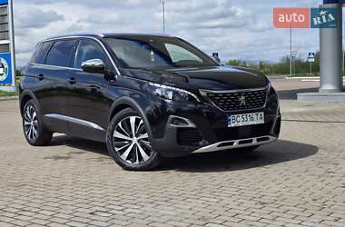 Позашляховик / Кросовер Peugeot 5008 2019 в 