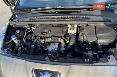 Мікровен Peugeot 5008 2011 в 