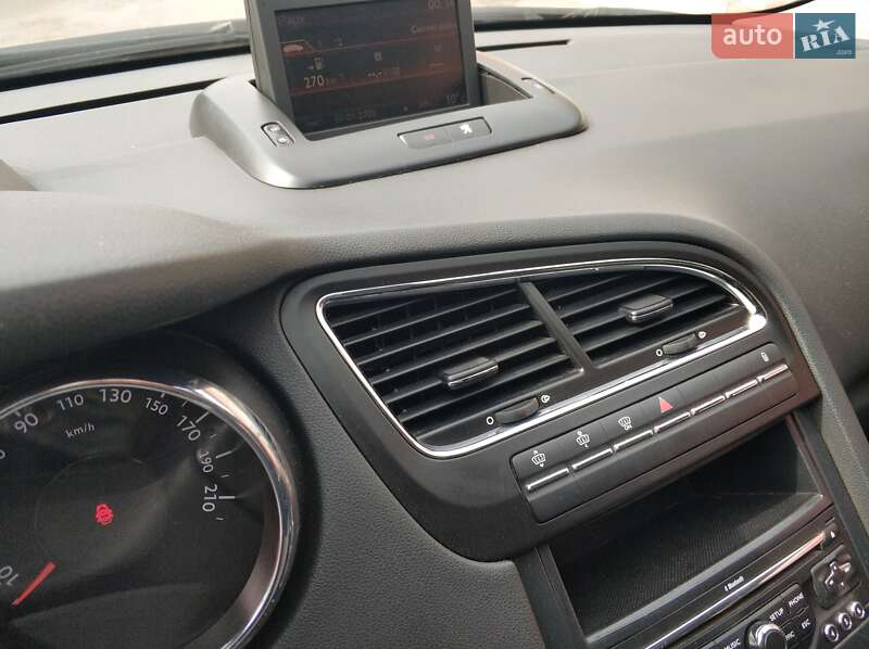 Мікровен Peugeot 5008 2011 в Вінниці