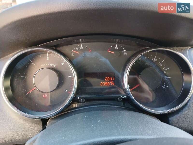 Мікровен Peugeot 5008 2010 в Хоросткові