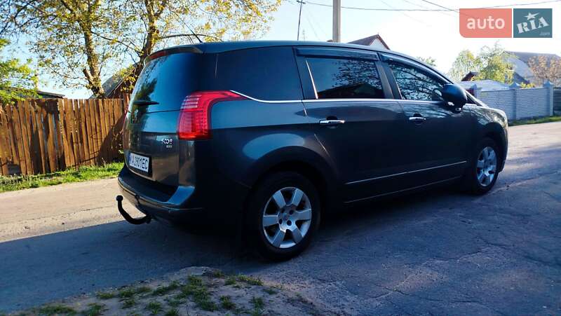 Микровэн Peugeot 5008 2012 в Житомире