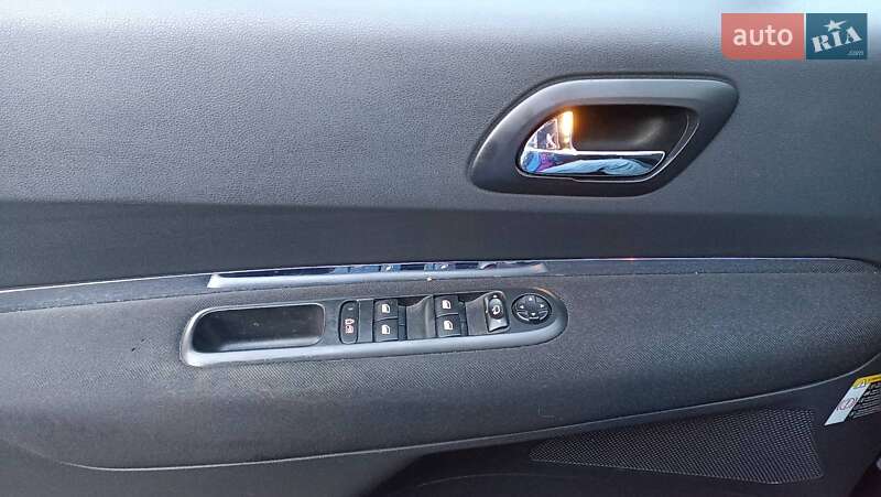 Мікровен Peugeot 5008 2010 в Золочеві