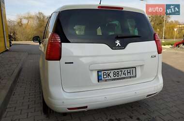 Микровэн Peugeot 5008 2016 в 