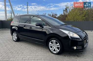 Мікровен Peugeot 5008 2010 в Рогатині