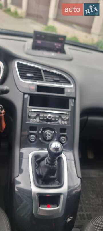 Мікровен Peugeot 5008 2012 в Львові