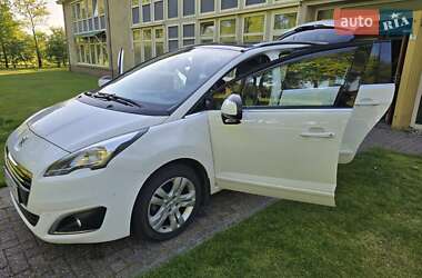 Микровэн Peugeot 5008 2016 в Ровно