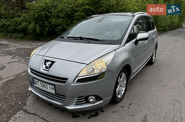 Peugeot 5008 2011 Peugeot 5008 2011