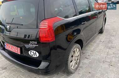 Микровэн Peugeot 5008 2011 в 
