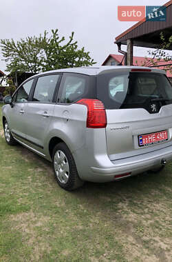 Микровэн Peugeot 5008 2009 в 
