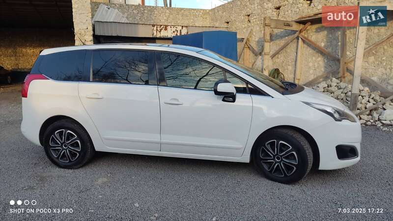 Мікровен Peugeot 5008 2014 в Тернополі