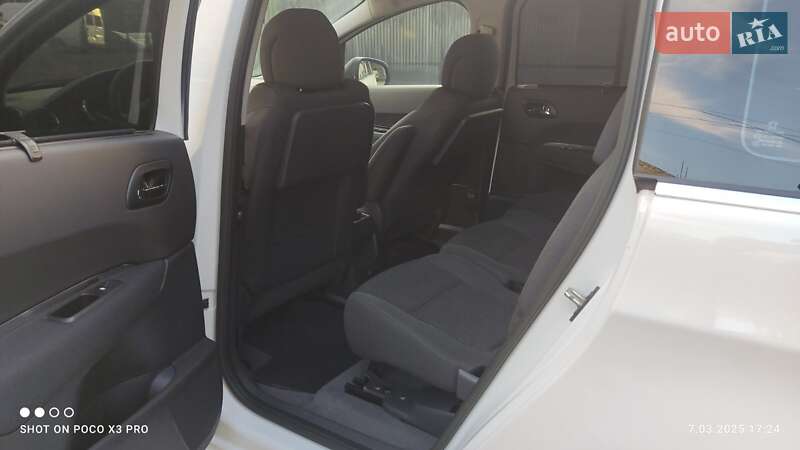 Мікровен Peugeot 5008 2014 в Тернополі