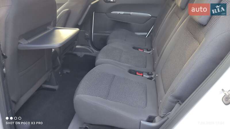 Мікровен Peugeot 5008 2014 в Тернополі
