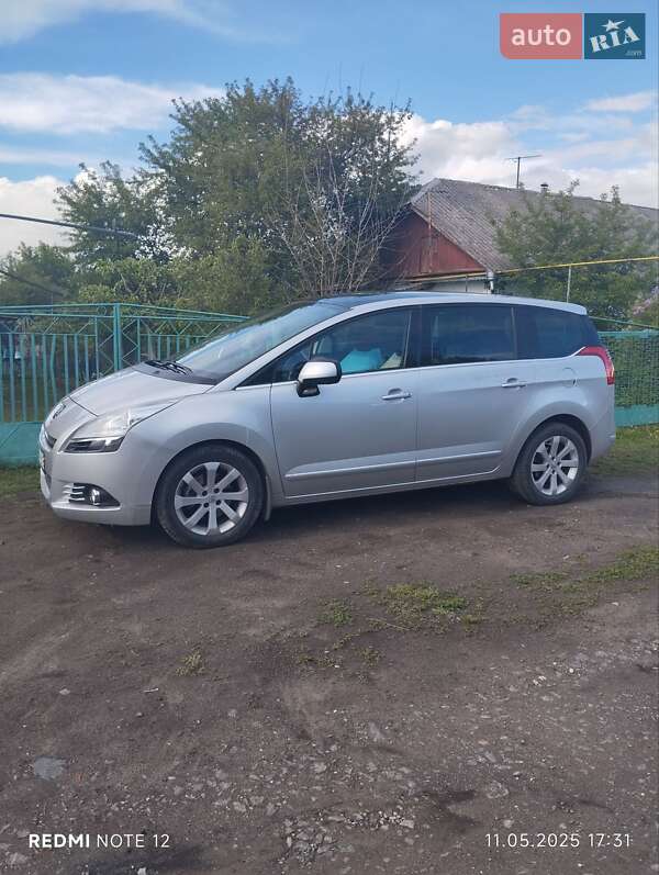 Peugeot 5008 2010