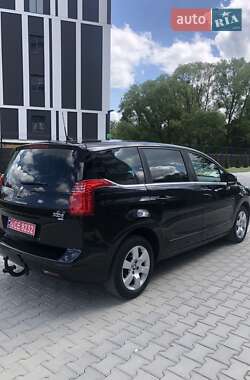 Микровэн Peugeot 5008 2014 в 