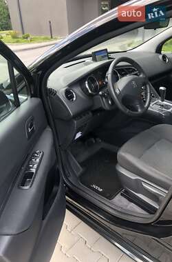 Микровэн Peugeot 5008 2014 в 