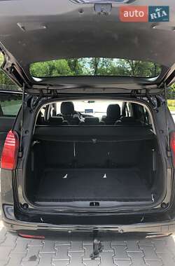 Микровэн Peugeot 5008 2014 в 