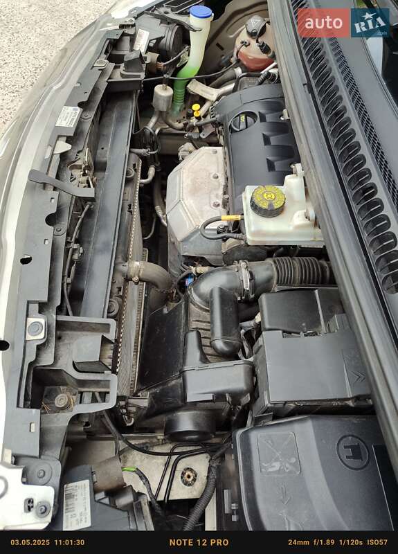 Мікровен Peugeot 5008 2011 в Києві