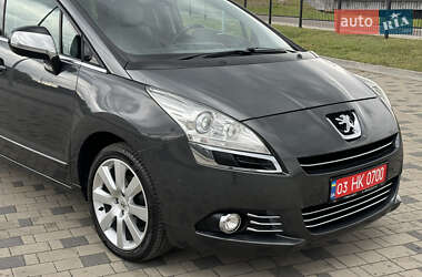 Мікровен Peugeot 5008 2011 в 