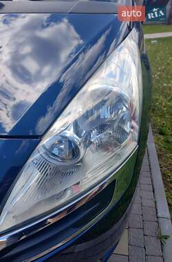 Мікровен Peugeot 5008 2009 в 