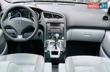 Микровэн Peugeot 5008 2010 в 