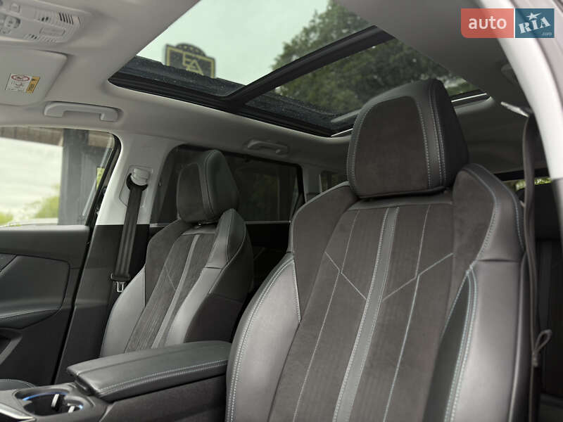 Внедорожник / Кроссовер Peugeot 5008 2019 в Ивано-Франковске