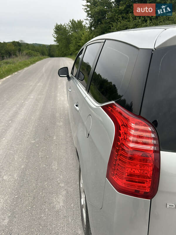 Мікровен Peugeot 5008 2010 в Івано-Франківську