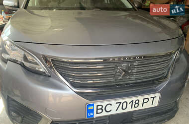 Внедорожник / Кроссовер Peugeot 5008 2018 в Львове