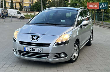Микровэн Peugeot 5008 2011 в 