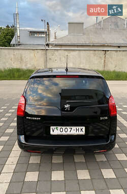 Мікровен Peugeot 5008 2013 в 