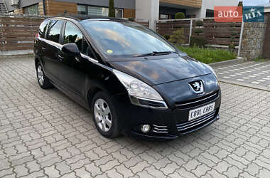 Мікровен Peugeot 5008 2013 в 