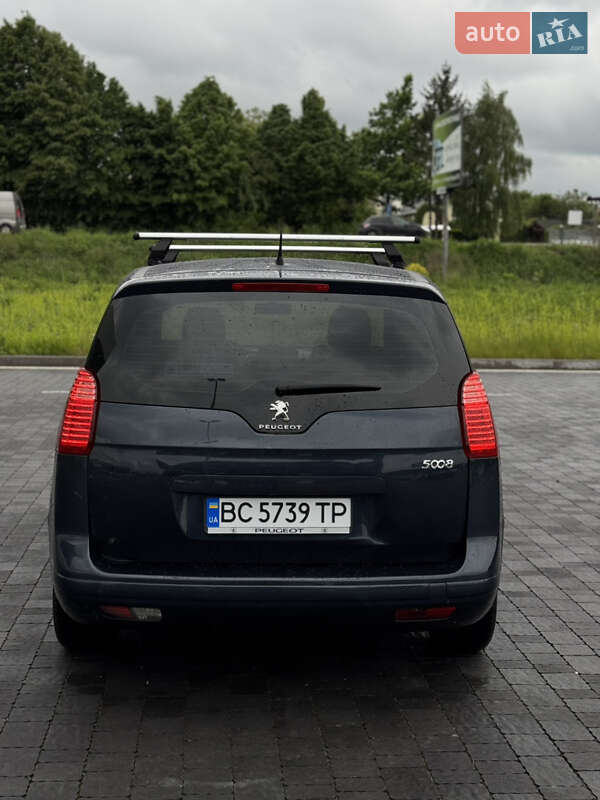 Мікровен Peugeot 5008 2015 в Львові