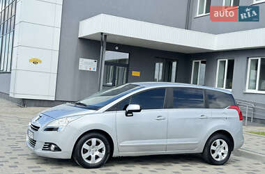 Микровэн Peugeot 5008 2010 в 
