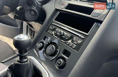 Микровэн Peugeot 5008 2010 в 