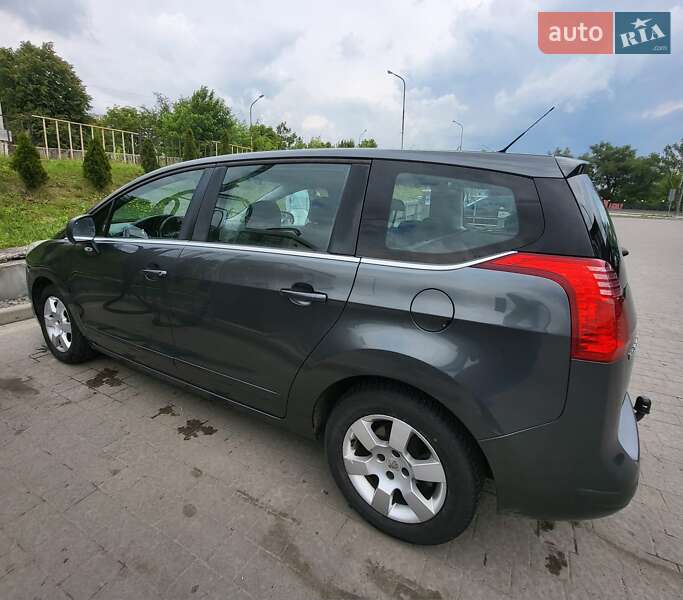 Мікровен Peugeot 5008 2013 в Дрогобичі