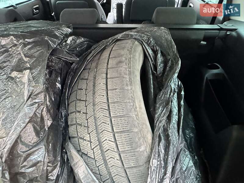 Микровэн Peugeot 5008 2012 в Львове