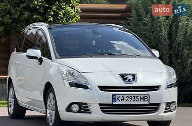 Микровэн Peugeot 5008 2010 в 
