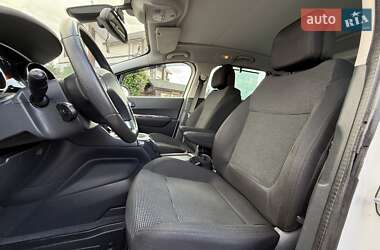 Микровэн Peugeot 5008 2010 в 