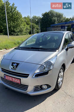 Peugeot 5008 2011 Peugeot 5008 2011