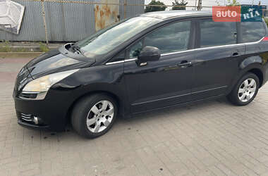 Микровэн Peugeot 5008 2013 в Киеве